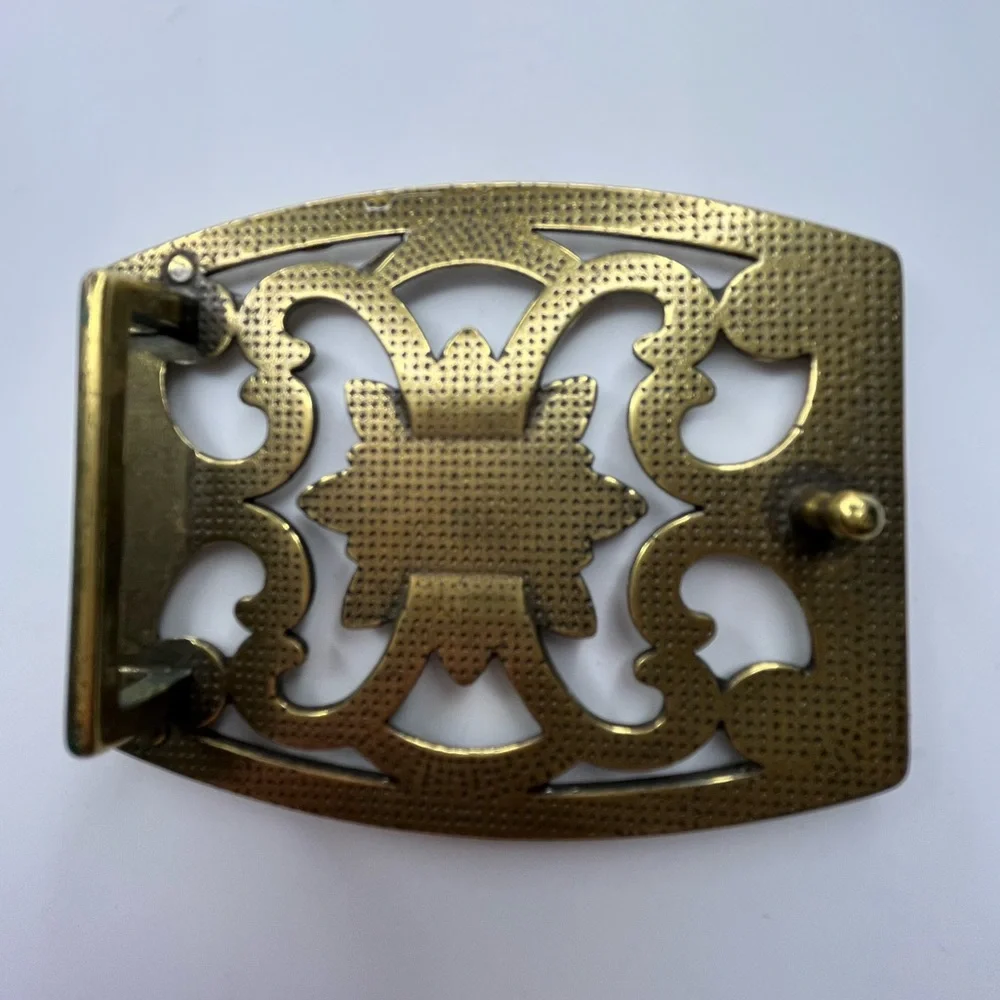 Western Rhinestone Sun Flower Brass buckle - Picture 4 of 4